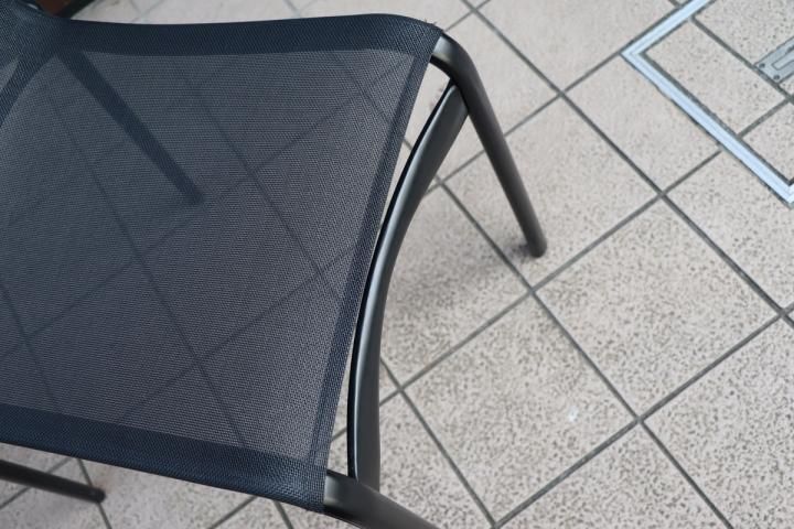 Cassina(カッシーナ)取り扱いブランドAlias(アリアス)のハイ Cassina(カッシーナ)取り扱いブランドAlias(アリアス)のハイ