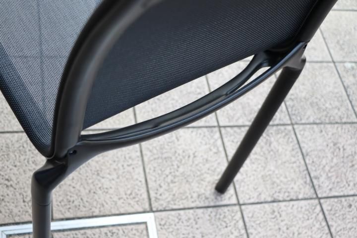 Cassina(カッシーナ)取り扱いブランドAlias(アリアス)のハイ Cassina(カッシーナ)取り扱いブランドAlias(アリアス)のハイ