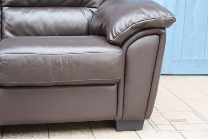 値下げ/IDC OTSUKA(大塚家具)のアルバ総本革張り3人掛けソファ。優しく 