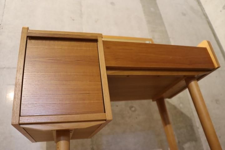 unico(ウニコ)の中でも人気のALBERO(アルベロ)シリーズ ドレッサーです