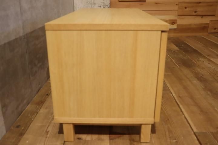 無印良品(MUJI)のタモ材 AVラック。シンプルなTVボードは圧迫感 無印良品(MUJI)のタモ材 AVラック。シンプルなTVボードは圧迫感