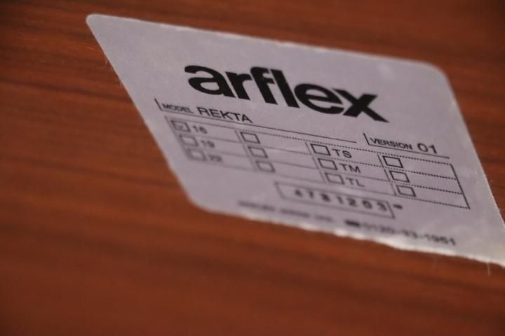 arflex(アルフレックス) よりCarlo Colombo (カルロ・コロンボ arflex(アルフレックス) よりCarlo Colombo (カルロ・コロンボ