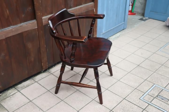 北海道民芸家具(HOKUMIN)のカバ無垢材を使用した、キャプテン 北海道民芸家具(HOKUMIN)のカバ無垢材を使用した、キャプテン