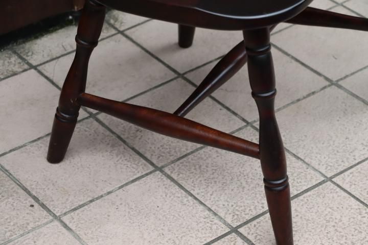北海道民芸家具(HOKUMIN)のカバ無垢材を使用した、キャプテン 北海道民芸家具(HOKUMIN)のカバ無垢材を使用した、キャプテン