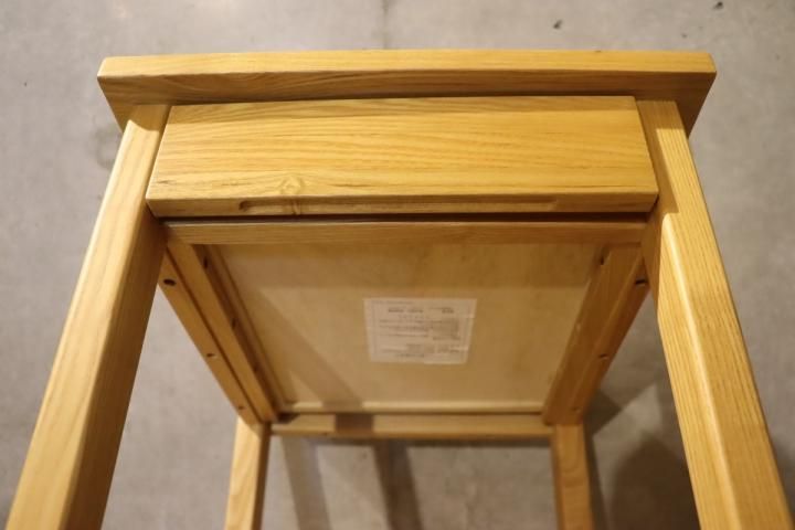 無印良品(MUJI)の人気のタモ材 サイドテーブルです!無垢 無印良品(MUJI)の人気のタモ材 サイドテーブルです!無垢