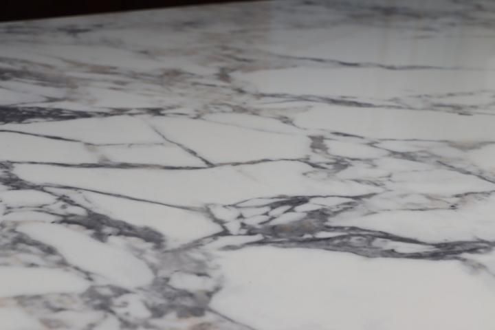 イタリアのCalligaris(カリガリス)社のCARTESIO(カルテジオ イタリアのCalligaris(カリガリス)社のCARTESIO(カルテジオ