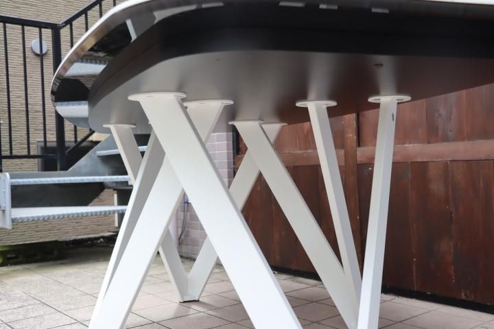 イタリアのCalligaris(カリガリス)社のCARTESIO(カルテジオ イタリアのCalligaris(カリガリス)社のCARTESIO(カルテジオ