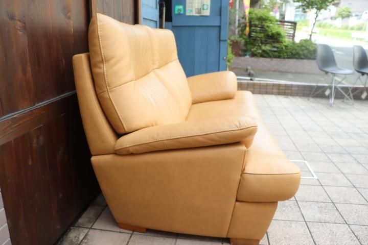 karimoku(カリモク家具)のブルックス 本革 2.5人掛けソファー karimoku(カリモク家具)のブルックス 本革 2.5人掛けソファー