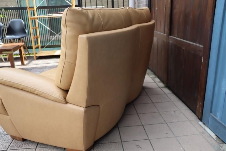 karimoku(カリモク家具)のブルックス 本革 2.5人掛けソファー karimoku(カリモク家具)のブルックス 本革 2.5人掛けソファー
