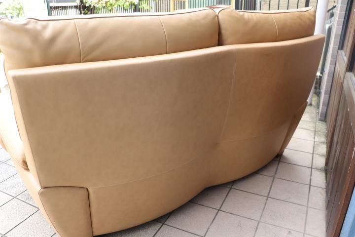 karimoku(カリモク家具)のブルックス 本革 2.5人掛けソファー karimoku(カリモク家具)のブルックス 本革 2.5人掛けソファー