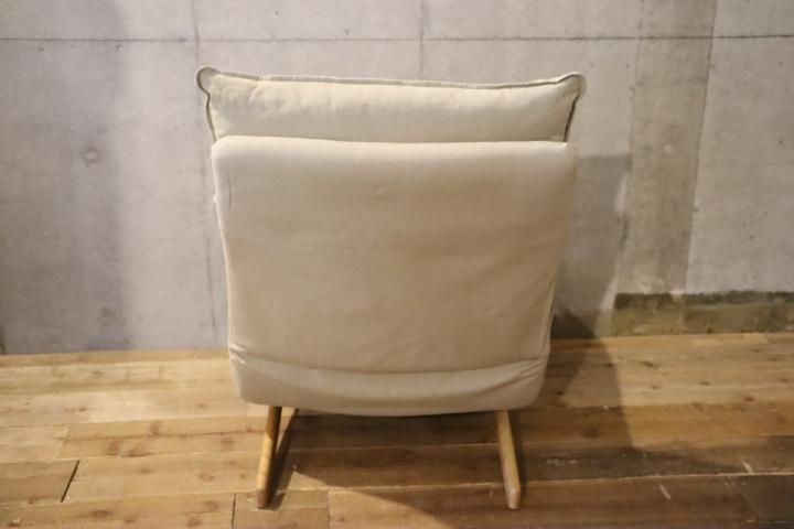 無印良品(MUJI)のハイバックリクライニングソファ 1シーターです 無印良品(MUJI)のハイバックリクライニングソファ 1シーターです