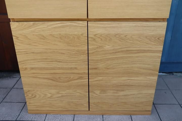 人気の無印良品(MUJI)のオーク材 キャビネット・木製扉 人気の無印良品(MUJI)のオーク材 キャビネット・木製扉