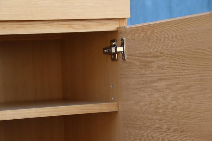 人気の無印良品(MUJI)のオーク材 キャビネット・木製扉 人気の無印良品(MUJI)のオーク材 キャビネット・木製扉