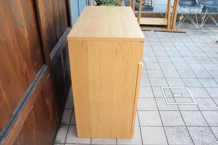 人気の無印良品(MUJI)のオーク材 キャビネット・木製扉 人気の無印良品(MUJI)のオーク材 キャビネット・木製扉