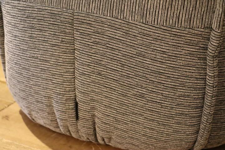 フランスの高級ブランドligne roset(リーンロゼ)のBrigantin フランスの高級ブランドligne roset(リーンロゼ)のBrigantin