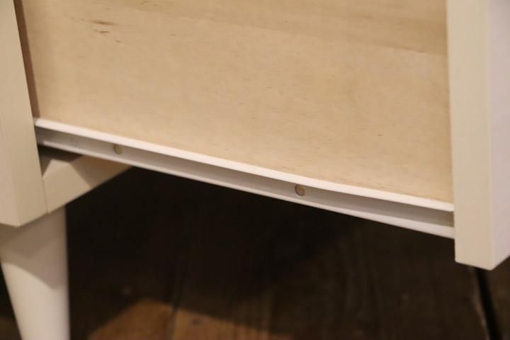 B-COMPANY(ビーカンパニー)より定番人気の604チェスト/4段のご B-COMPANY(ビーカンパニー)より定番人気の604チェスト/4段のご