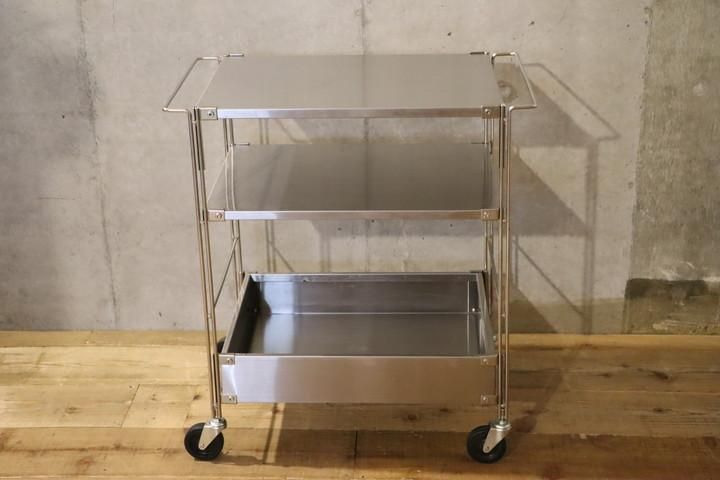 無印良品(MUJI)の人気のステンレスユニットシェルフ ワゴンセットです 