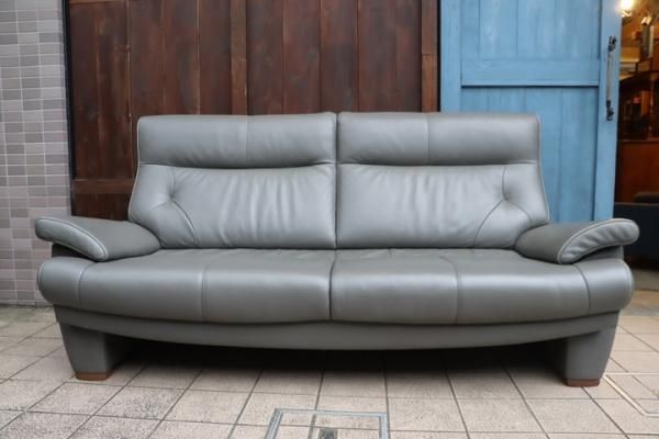 値下げ/karimoku(カリモク家具)よりChitano(チターノ)の本革を 値下げ/karimoku(カリモク家具)よりChitano(チターノ)の本革を