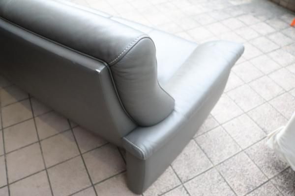 値下げ/karimoku(カリモク家具)よりChitano(チターノ)の本革を 値下げ/karimoku(カリモク家具)よりChitano(チターノ)の本革を