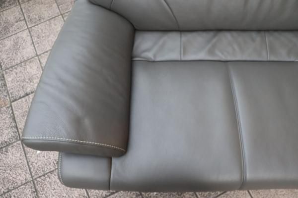 値下げ/karimoku(カリモク家具)よりChitano(チターノ)の本革を 値下げ/karimoku(カリモク家具)よりChitano(チターノ)の本革を