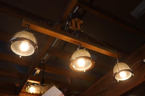 unico(ウニコ)の3灯リモコン付きペンダントライト「DINER 3