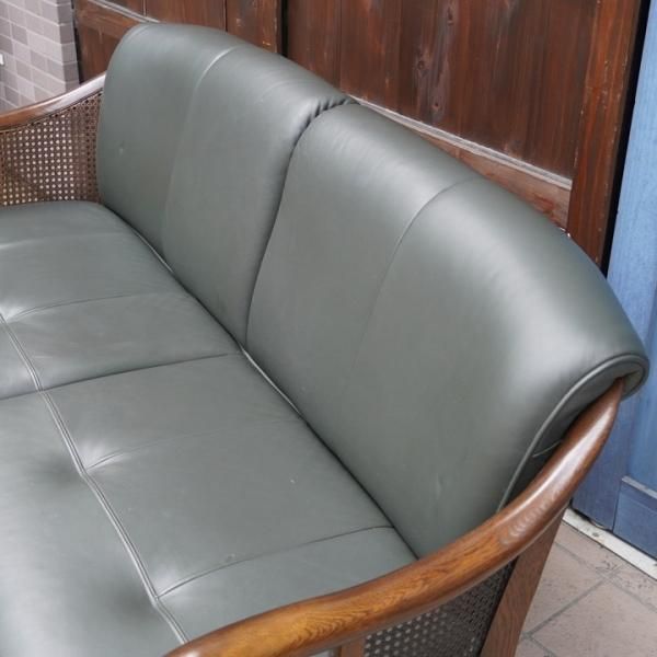 Karimoku(カリモク家具)のコロニアルシリーズの高級ラインGRAND Karimoku(カリモク家具)のコロニアルシリーズの高級ラインGRAND