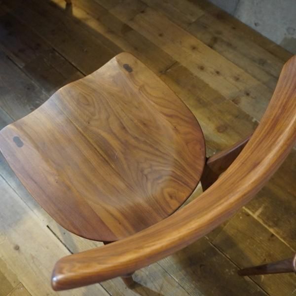 IDC OTSUKA(大塚家具)のFill2(フィル2) ウォールナット無垢材 IDC OTSUKA(大塚家具)のFill2(フィル2) ウォールナット無垢材