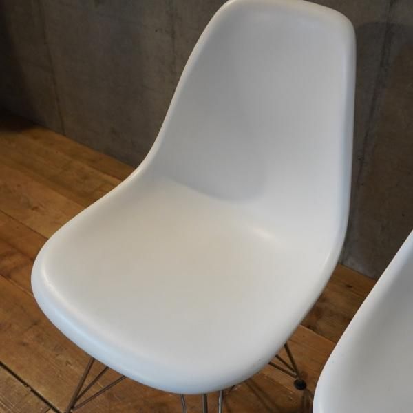 Hermanmiller(ハーマンミラー)社のイームズ ワイヤーベース Hermanmiller(ハーマンミラー)社のイームズ ワイヤーベース