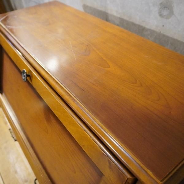 karimoku(カリモク家具)のCOLONIAL(コロニアル)シリーズ karimoku(カリモク家具)のCOLONIAL(コロニアル)シリーズ