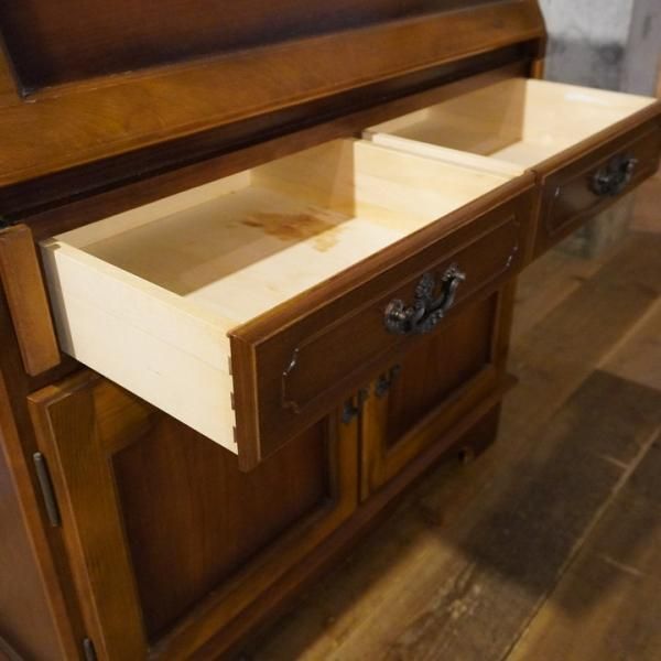 karimoku(カリモク家具)のCOLONIAL(コロニアル)シリーズ karimoku(カリモク家具)のCOLONIAL(コロニアル)シリーズ