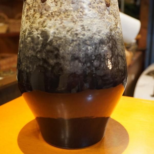 ドイツ製のヴィンテージFat Lava(ファットラヴァ)フラワーベース ドイツ製のヴィンテージFat Lava(ファットラヴァ)フラワーベース