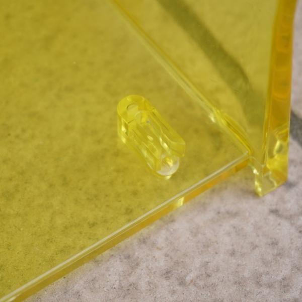 イタリアのデザイナーズ家具ブランドKARTELL(カルテル)のOPTIC