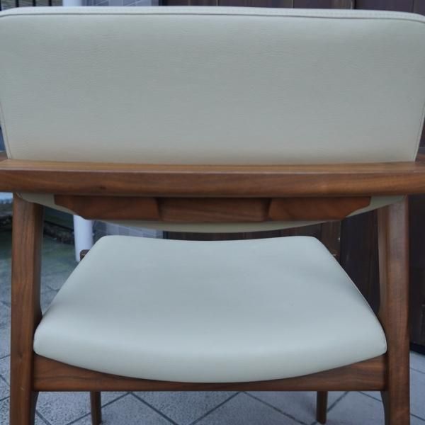 FUJI FURNITURE(冨士ファニチア)のウォールナット材Koti(コティ FUJI FURNITURE(冨士ファニチア)のウォールナット材Koti(コティ