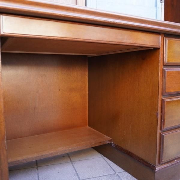 Karimoku(カリモク家具)の人気シリーズCOLONIAL(コロニアル)の両 Karimoku(カリモク家具)の人気シリーズCOLONIAL(コロニアル)の両