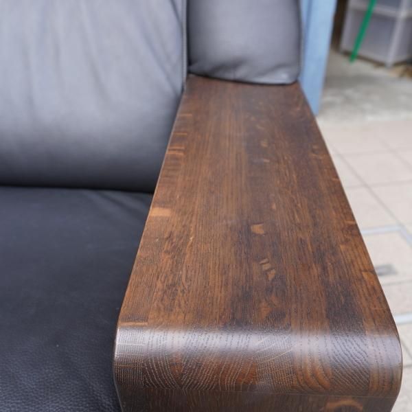 karimoku(カリモク家具)のダンテ 本革3人掛けソファです。モダン karimoku(カリモク家具)のダンテ 本革3人掛けソファです。モダン