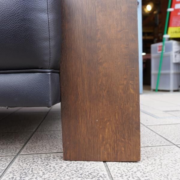 karimoku(カリモク家具)のダンテ 本革3人掛けソファです。モダン karimoku(カリモク家具)のダンテ 本革3人掛けソファです。モダン
