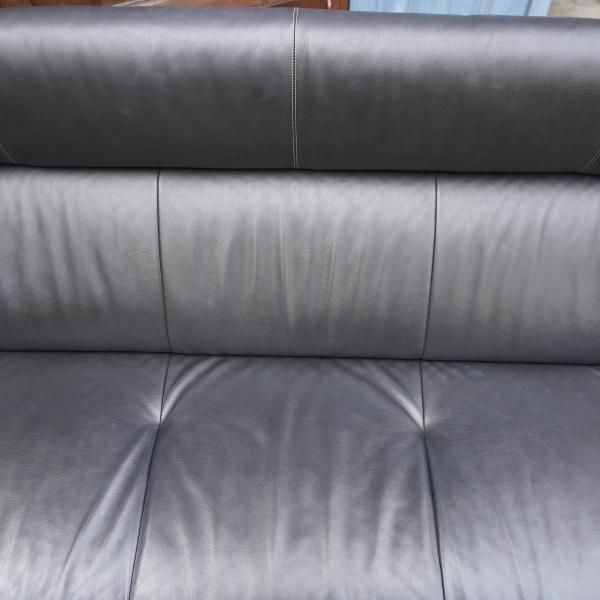 karimoku(カリモク家具)のダンテ 本革3人掛けソファです。モダン karimoku(カリモク家具)のダンテ 本革3人掛けソファです。モダン