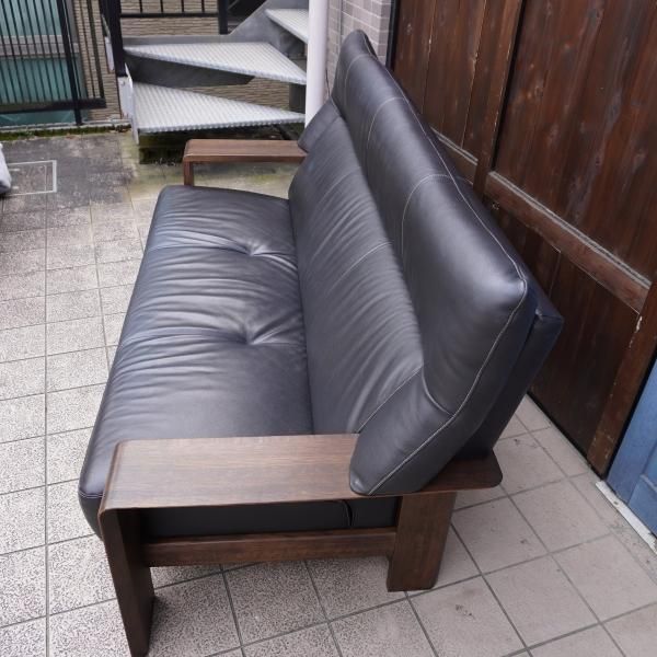karimoku(カリモク家具)のダンテ 本革3人掛けソファです。モダン karimoku(カリモク家具)のダンテ 本革3人掛けソファです。モダン