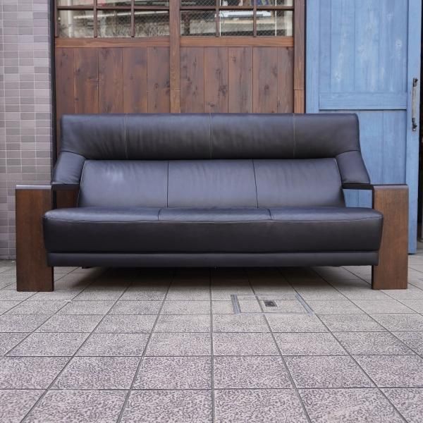 値下げ/karimoku(カリモク家具)のダンテ 本革3人掛けソファです 値下げ/karimoku(カリモク家具)のダンテ 本革3人掛けソファです