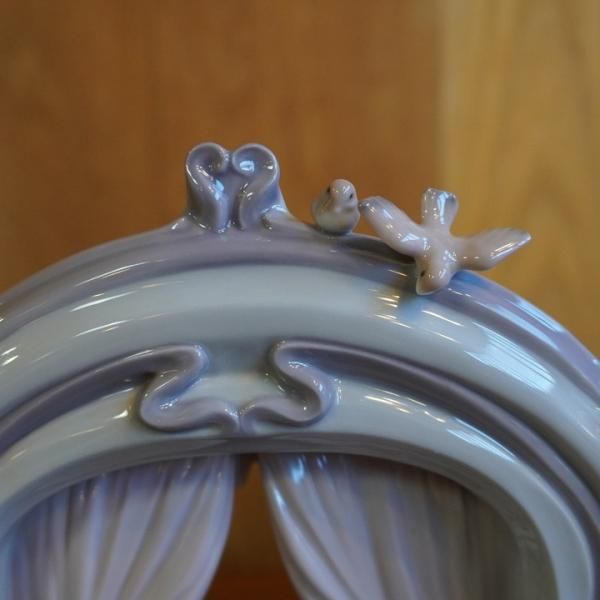 スペインLLADRO(リヤドロ)社の陶器人形の置物『フィギュリン スペインLLADRO(リヤドロ)社の陶器人形の置物『フィギュリン