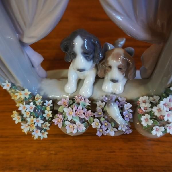 スペインLLADRO(リヤドロ)社の陶器人形の置物『フィギュリン スペインLLADRO(リヤドロ)社の陶器人形の置物『フィギュリン