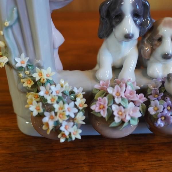 スペインLLADRO(リヤドロ)社の陶器人形の置物『フィギュリン スペインLLADRO(リヤドロ)社の陶器人形の置物『フィギュリン