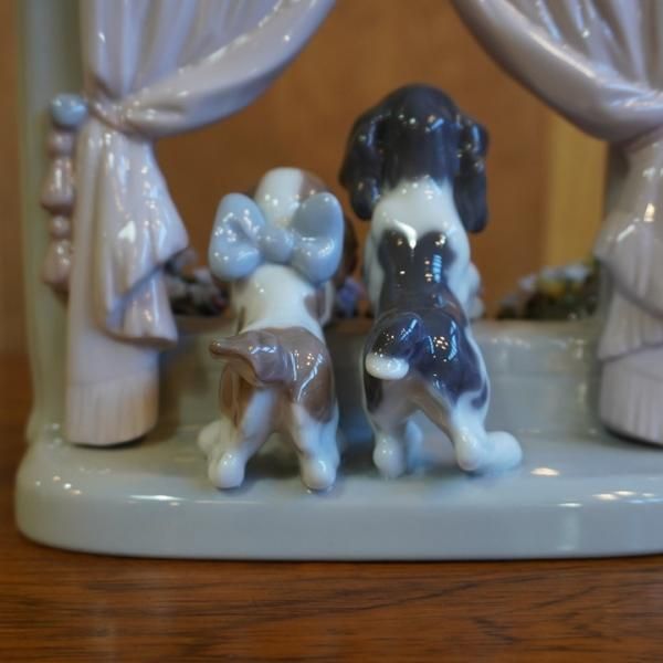 スペインLLADRO(リヤドロ)社の陶器人形の置物『フィギュリン スペインLLADRO(リヤドロ)社の陶器人形の置物『フィギュリン