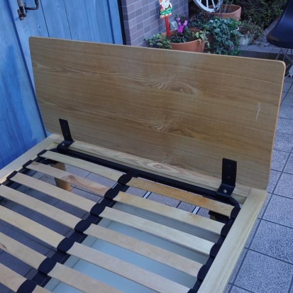 値下げ/無印良品(MUJI)のタモ材ベッドフレーム(セミダブル 値下げ/無印良品(MUJI)のタモ材ベッドフレーム(セミダブル