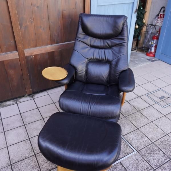 karimoku(カリモク家具)の本革 リクライニングチェア&オットマン karimoku(カリモク家具)の本革 リクライニングチェア&オットマン