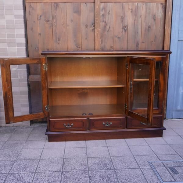 Karimoku(カリモク家具)の人気シリーズCOLONIAL(コロニアル)のHK4007NK