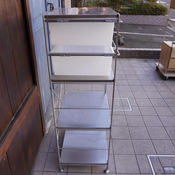 無印良品(MUJI)の人気のステンレスユニットシェルフです 無印良品(MUJI)の人気のステンレスユニットシェルフです