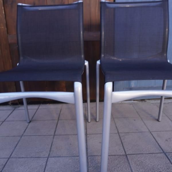 Cassina(カッシーナ)取り扱いブランドAlias(アリアス)のハイ Cassina(カッシーナ)取り扱いブランドAlias(アリアス)のハイ