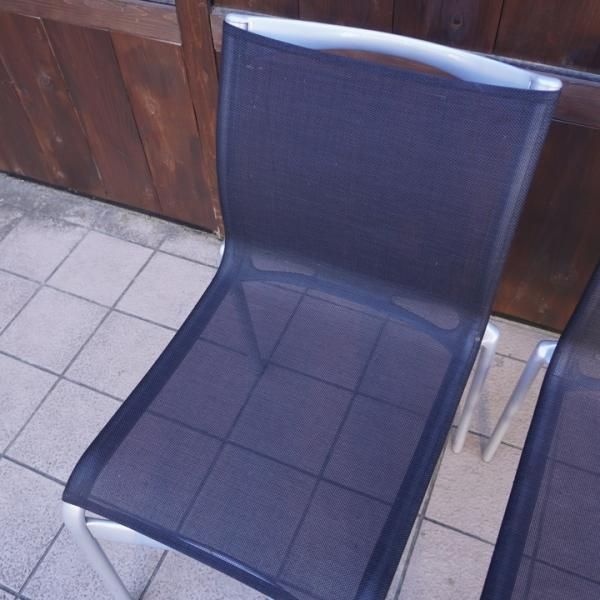 Cassina(カッシーナ)取り扱いブランドAlias(アリアス)のハイ Cassina(カッシーナ)取り扱いブランドAlias(アリアス)のハイ