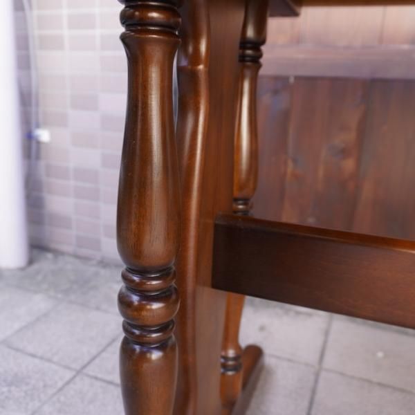 Karimoku(カリモク家具)の人気シリーズCOLONIAL(コロニアル)の Karimoku(カリモク家具)の人気シリーズCOLONIAL(コロニアル)の